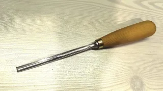 Restoration of a rusty woodcarving chisel.