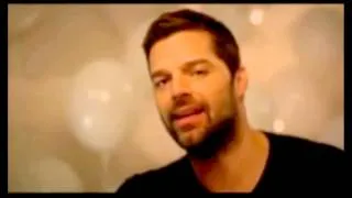 Ricky Martin desea Feliz Cumpleaños