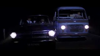 Огненный лис/Firefox (1982) - car chase scene