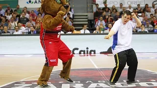 Prodigiosa pareja de baile de Link - J.32 Liga Endesa