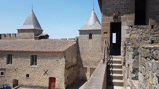 Крепость Каркасон во Франции
