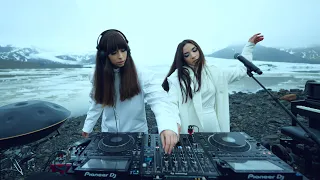 Giolì & Assia - #DiesisLive @Fjallsarlon Glacier Lagoon, Iceland [Handpan Set]