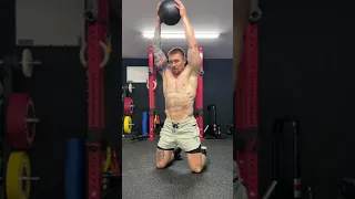 Blast your abs, shoulders, and lungs with the kneeling ball slam✅ #abs