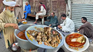 THIS OLD MEN SELLING CHEAP PRICE SIRI PAYE | AUTHENTIC BREAKFAST OF LAHORE | BEST MUTTON PAYE LAHORE
