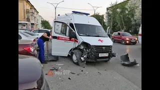 Скорая помощь в массовом ДТП в Каменске-Уральском