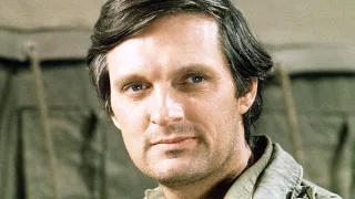 Truth Behind Alan Alda's Military Service Before Mash