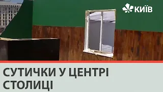 У Києві невідомі повалили радянську інсталяцію на Алеї Героїв Небесної сотні