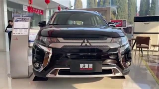 **Mitsubishi Outlander 2020**