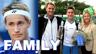 Casper Ruud Family & Biography