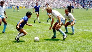 Diego Maradona ● 1986 World Cup Magic Dribbling Skills & Goals