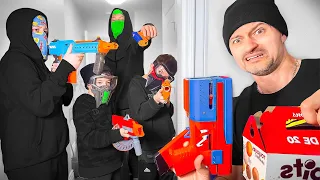 NERF WAR: EVIL Squad Attack!