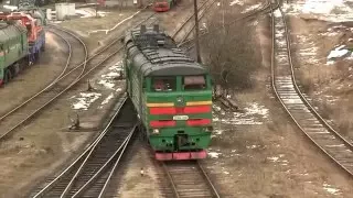 Тепловоз 2ТЭ10У-0190 в депо Шкиротава / 2TE10U-0190 at Škirotava depot
