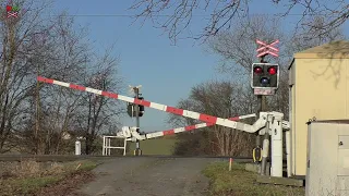 Železniční přejezd Pardubice / Kostěnice [P4902] - 28.1.2024 / Czech railroad crossing