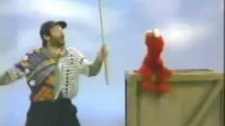 Classic Sesame Street - Robin Williams gives Elmo a stick