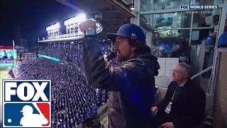 Eddie Vedder sings 'Take Me Out to the Ballgame' at Cubs' World Series