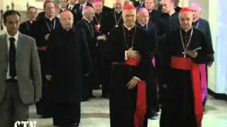 IT - La bara di Giovanni Paolo II è in Basilica