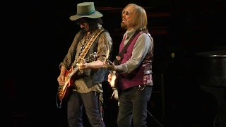 Tom Petty And The Heartbreakers - Refugee (Philadelphia,Pa) 7.1.17