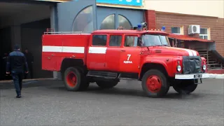 Compilation with old & new Ukrainian fire trucks responding (code 1,2,3)