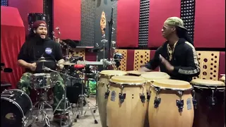 'SONGO FONKY' Barbaro Crespo aka Machito feat. Martin Sanchez | NEW funky groove | Congas & batería