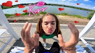 THIS COMPLETELY CRAZY GIRL WANTS ME TO BE HER BOYFRIEND (ParkourPOV Romantic Funny)