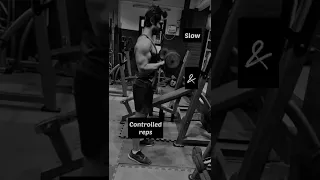 Avoid momentum, slow reps for better contraction #shorts #bodybuilding #fitness #arms #motivation