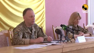 Про  те як відбувається призов на строкову військову службу та службу за контрактом і не тільки