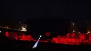 ROGER WATERS ( The Wall Live ) - Another Brick In The Wall ( Part 1 & 2 )