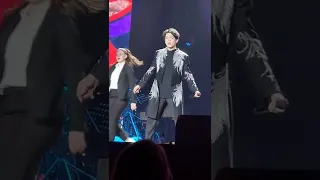 GIVE ME YOUR LOVE - Düsseldorf Concert 2022 Dimash Qudaibergen (fancam)