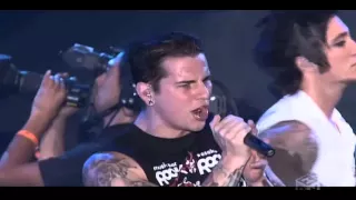 Avenged Sevenfold live   Seize The Day Summer Sonic 2007  Zacky Vengeance Sings! Singing