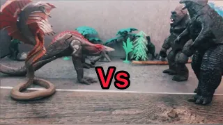 Godzilla vs Kong vs skullcrawler vs warbat epic stop motion animation