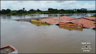 Rio da Ilhota (02/04/23).Barracas submersas.