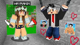 KIZ HAYRANIM BENİ KAÇIRDI 😱 - Minecraft