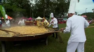 La traditionnelle omelette géante de Bessières s'exporte depuis 1984 en Nouvelle Calédonie