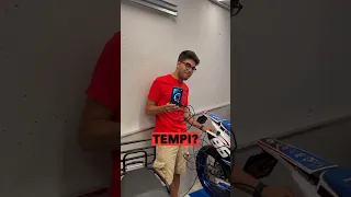 COSA C'È NELLO SCARICO DI UNA MOTO 2 TEMPI?! 😳