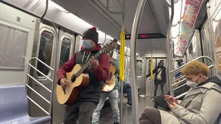 Нью Йорк. Музыка в метро. Музика в метро. New York. Music in subway.