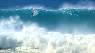 Swell épico em Noronha por Surfguru TV.