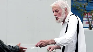 Dick Van Dyke Hands Out Cash at Labor Center