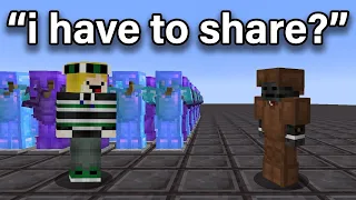 Minecraft if SINGLEPLAYER was gone | @Evbo