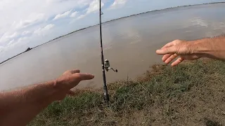 Fishing For River Donkeys, Mississippi River Catfish