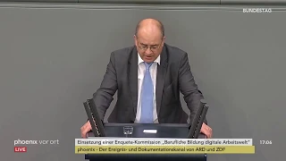 Bundestag: Debatte über Enquette-Kommission "Berufliche Bildung digitale Arbeitswelt" am 28.06.2018