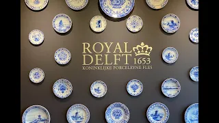 Make YOUR OWN Royal Delft Blue PLATE at the Delft Porcelain Factory - a UNIQUE Dutch EXPERIENCE.