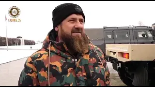 Кадыров въедет в Киев на Бронированный автомобиль - Он показал машину