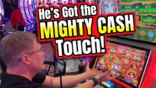 SO MUCH BETTER Than a Handpay! #mightycash