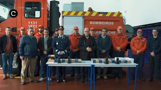 Bombeiros de Alcabideche e Cascais recebem rádios de comunicação de emergência SICOMEC