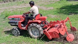 Mini farm tractor Kubota B1502-M trial for farming