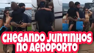 Gusttavo Lima e Andressa Suita chegando juntinhos com os filhos em Aeroporto, de volta para casa.