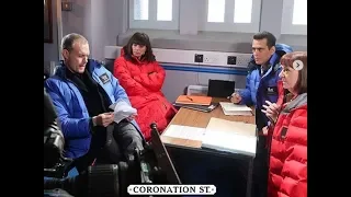 Coronation Street's new super villain 'revealed' in behind-the-scenes photo  - News 247