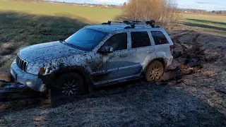 Jeep grand cherokee WK and WJ on mud