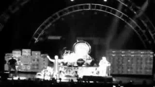 Van Halen - Hot For Teacher (Live 2015)