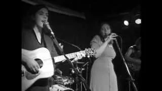 The Be Good Tanyas - The Littlest Birds (Live at The Railway Club)